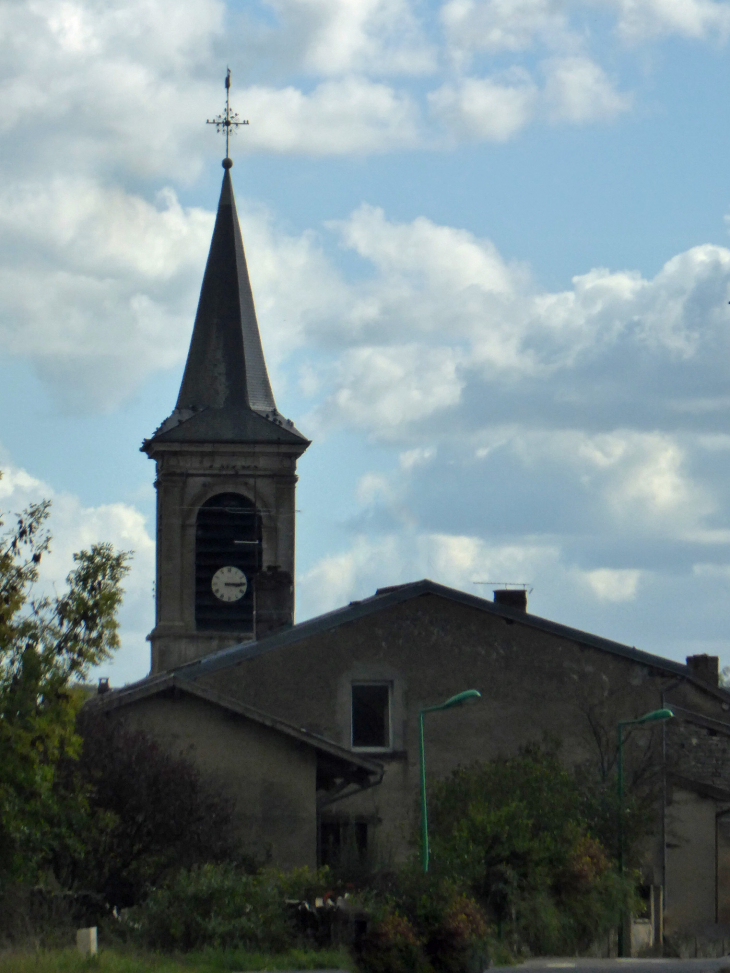 Vue sur l'église - Villers-sur-Meuse