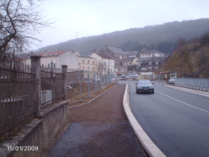 Aprés la démolition du pont - Algrange