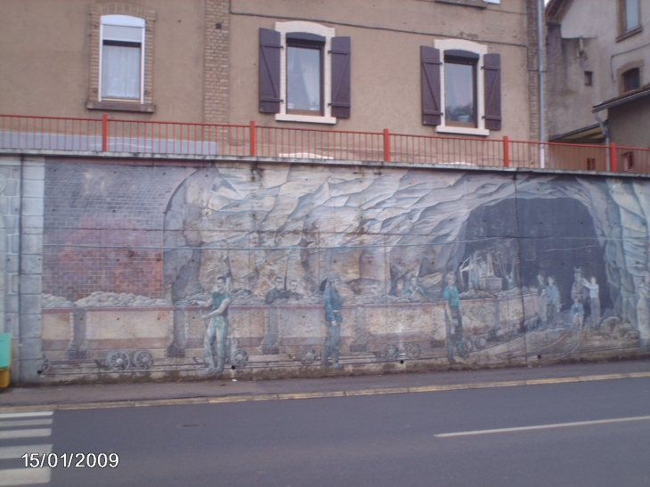 Rue Clémenceau ,la fresque - Algrange