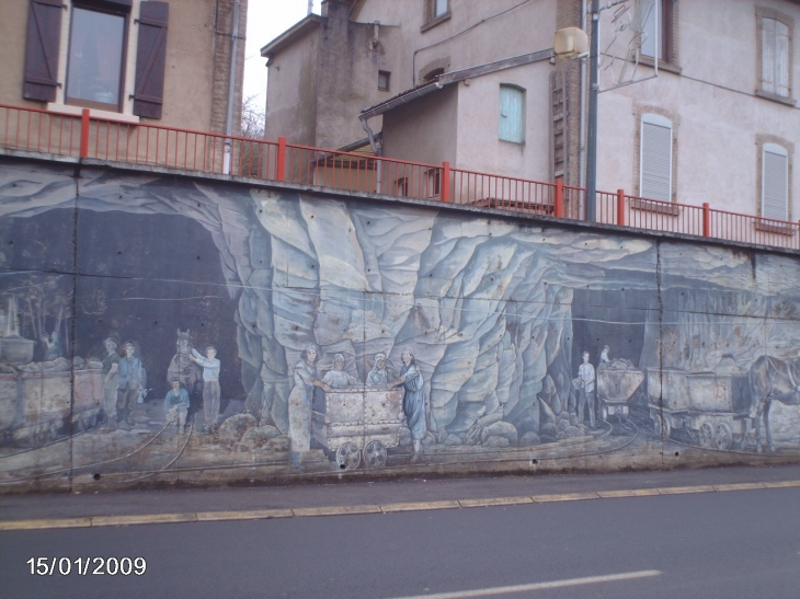 Rue Clémenceau ,la fresque - Algrange