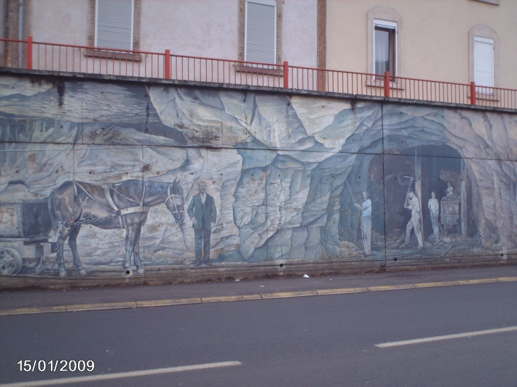 Rue Clémenceau ,la fresque - Algrange