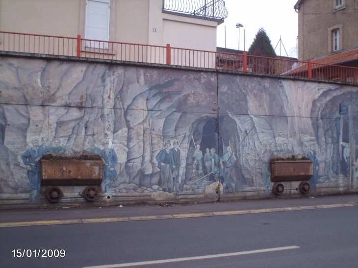 Rue Clémenceau ,la fresque - Algrange