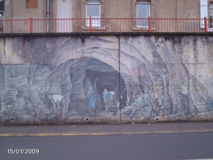 Rue Clémenceau ,la fresque - Algrange