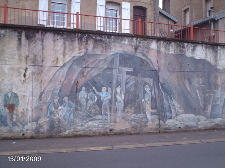 Rue Clémenceau ,la fresque - Algrange