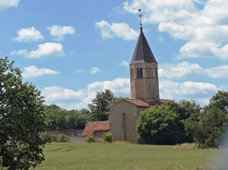 L'église Notre Dame du 12ème siècle - Aube