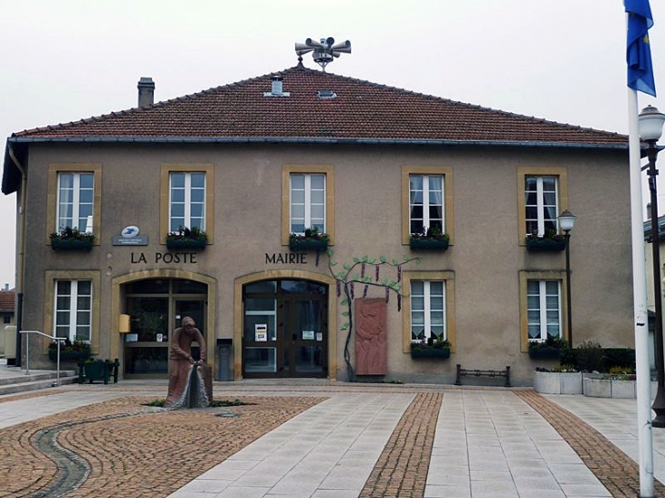 La mairie - Ay-sur-Moselle