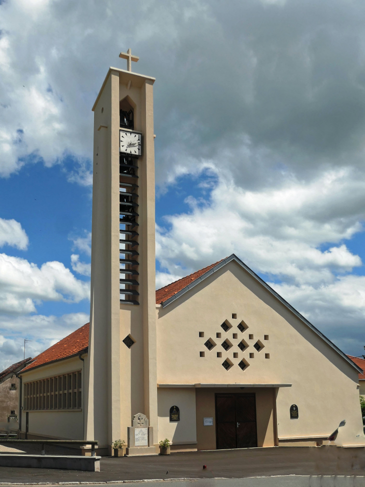 L'église - Bezange-la-Petite