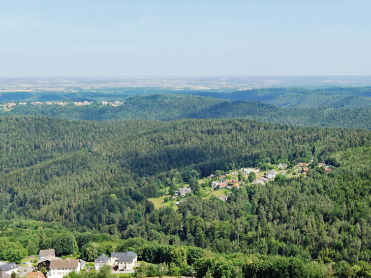 Le village et les hameaux vus du Rocher - Dabo