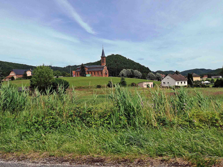 Vue partielle du village - Éguelshardt