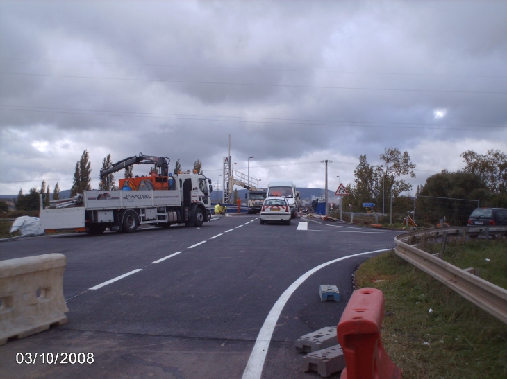 Aménagement aprés réhaussement du tablier du pont RV 5 sur RD 55 - Hagondange