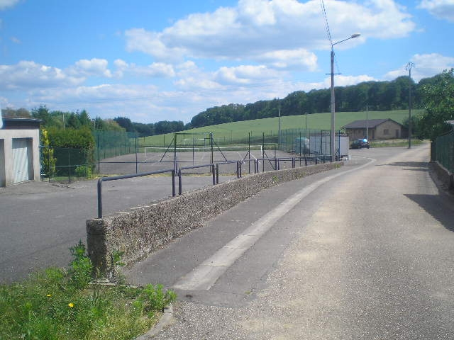 Terrain de tennis - Halstroff