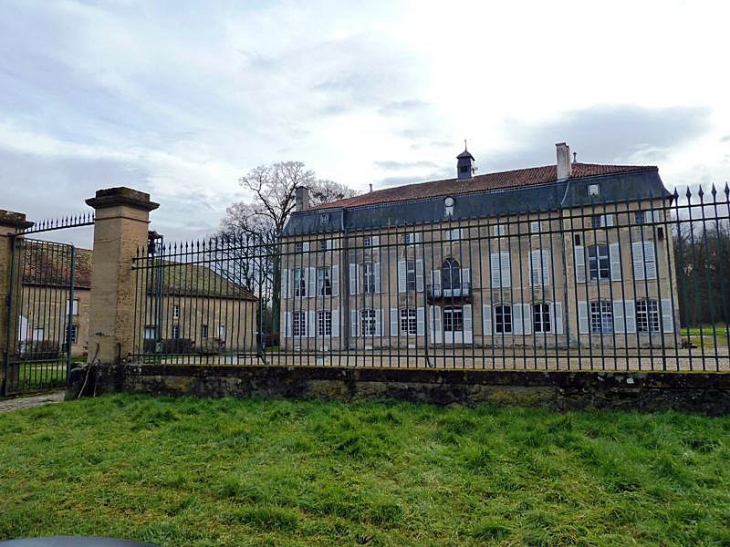 Le château de Lue - Hayes