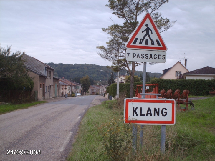 Entrée du village - Klang