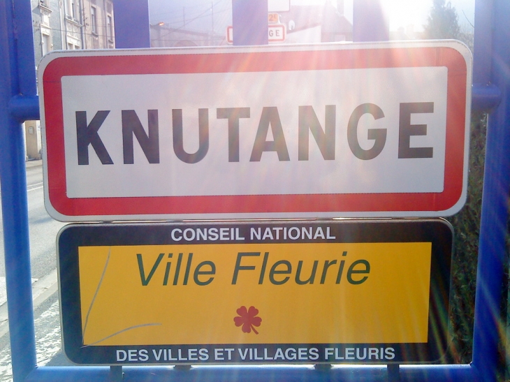 Panneau entrée de la ville - Knutange