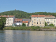 les maisons entre le mont Saint Quentin et les rives de la Moselle