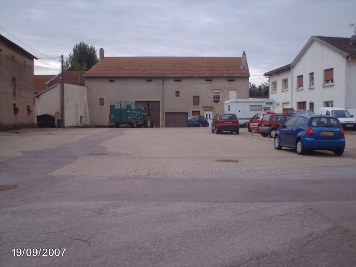 Place de l'église - Malroy