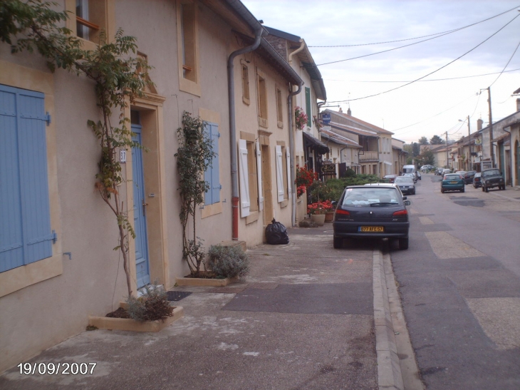 Rue principale - Malroy