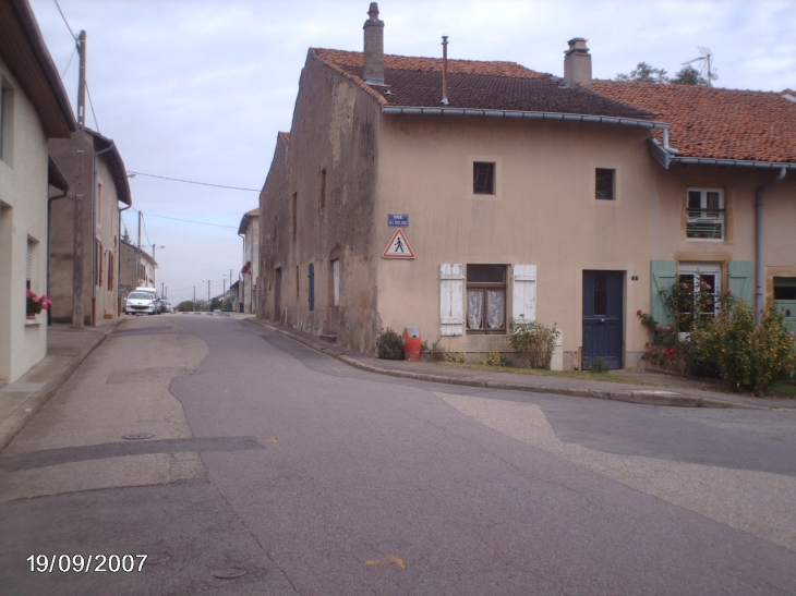 Rue principale - Malroy