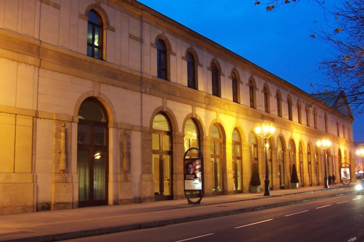 L'arsenal la nuit - Metz