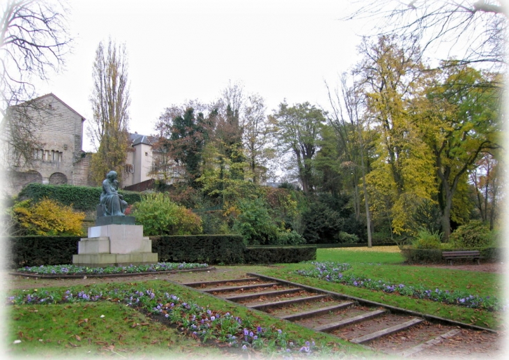 Près de l'église St. Pierre-aux-Nonnains - Metz