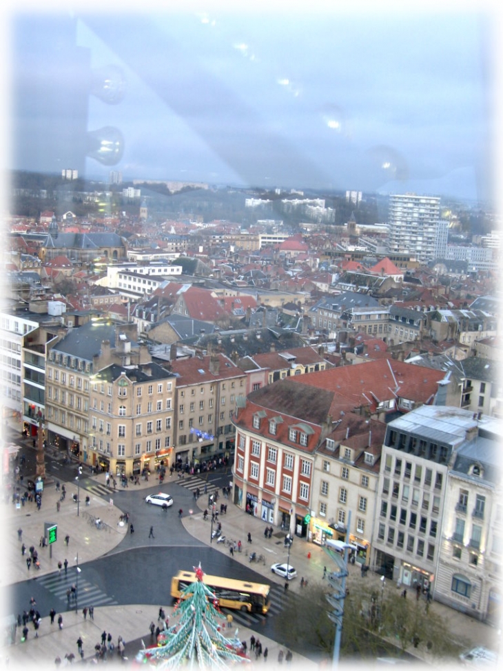 Photo prise du haut de La Grande Roue - Metz