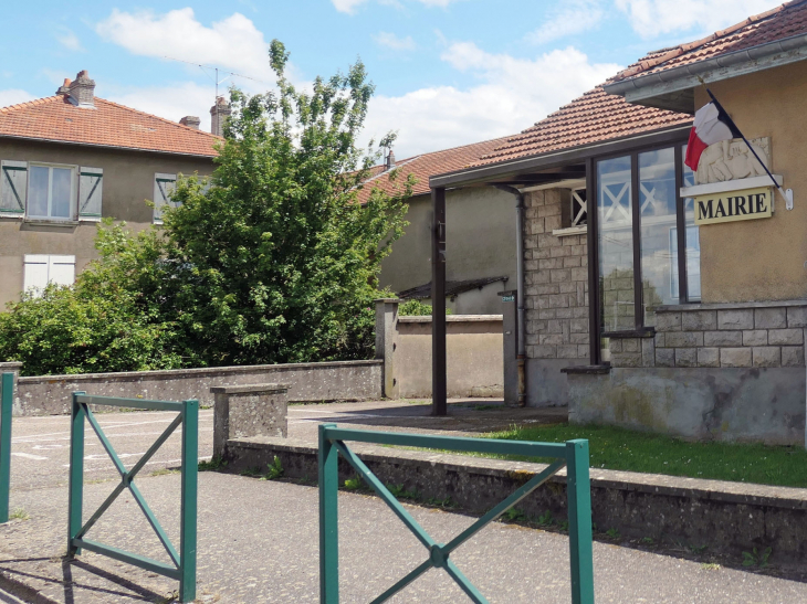 La mairie - Moncourt