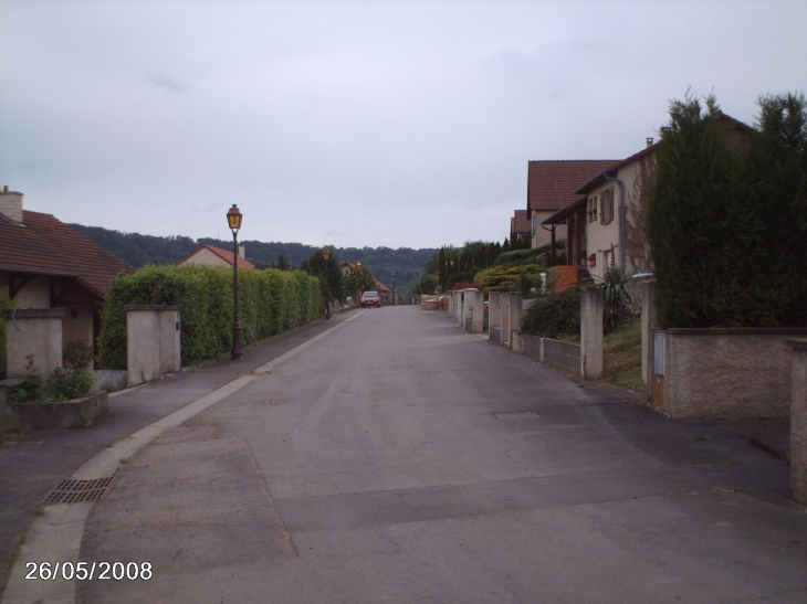 Une rue - Montenach