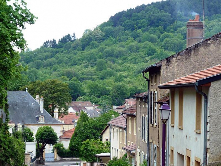 Dans le village - Novéant-sur-Moselle