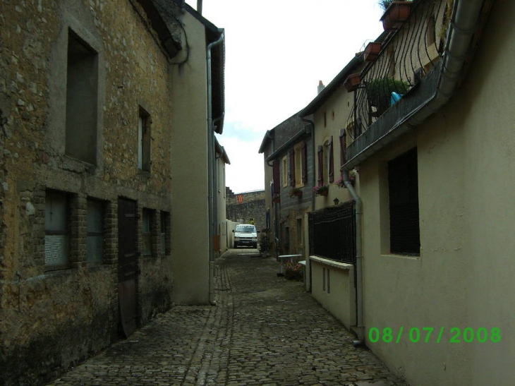 Une ruelle - Rodemack