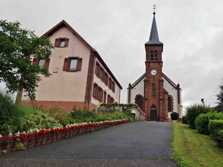 Vers l'église - Rolbing