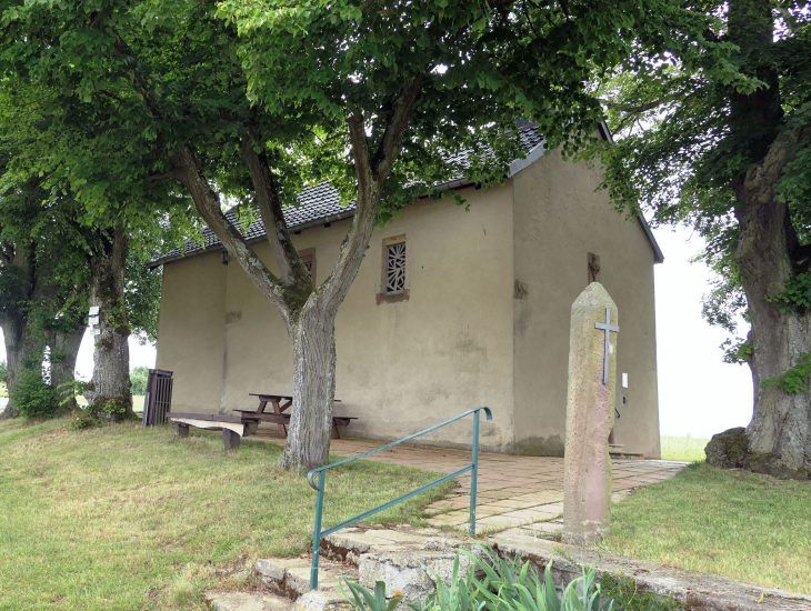 Halte à la chapelle Notre Dame des Sept Douleurs ou chapelle des Loups - Romelfing