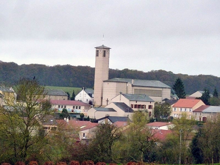 Vue sur le village - Roussy-le-Village