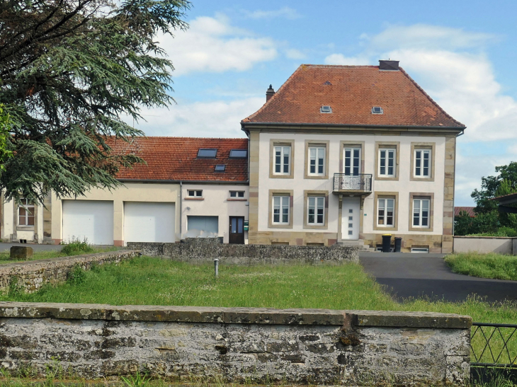 La mairie - Saint-Jean-Kourtzerode