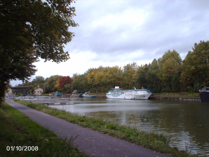 Le port - Sarreguemines