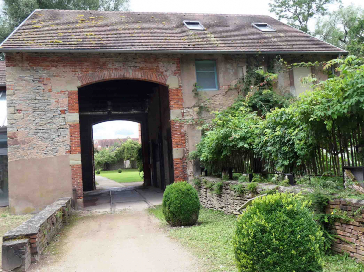 Musée des techniques faIencières : les anciens bâtiments - Sarreguemines