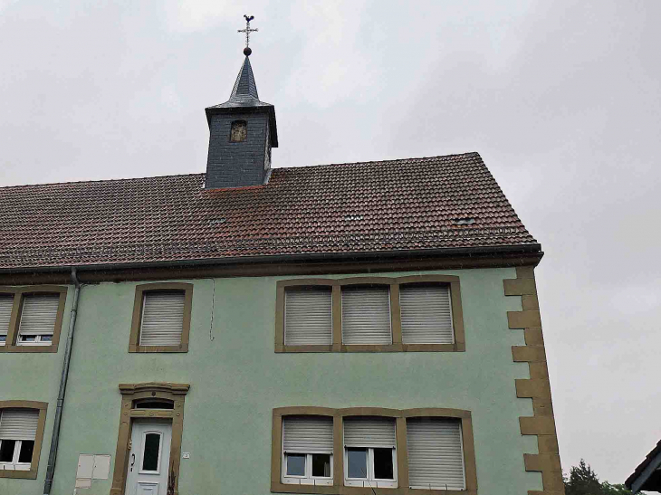 L'ancienne mairie de la commune rattachée d'Holbach - Siersthal