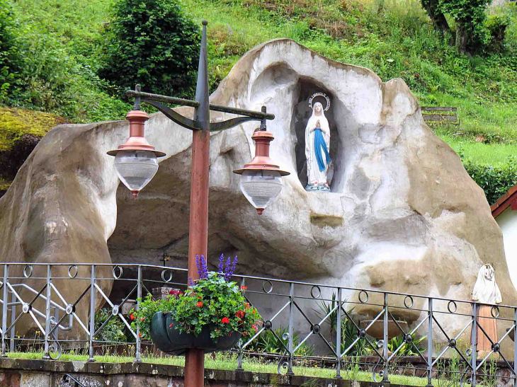 La grotte de Lourdes - Siersthal