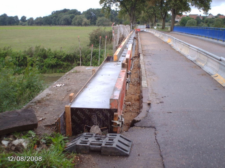 Réfection de la corniche,coté amont - Sillegny