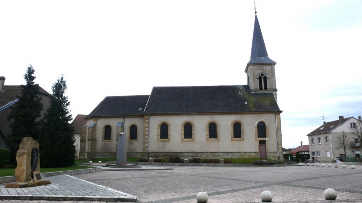 Eglise Saint-Charles - Tressange