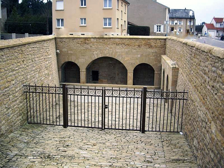 Le lavoir de Bure - Tressange