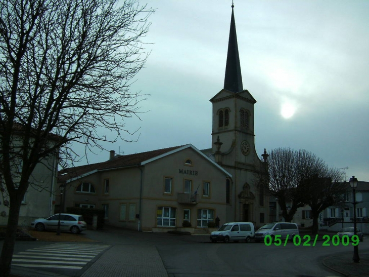 Mairie, église - Vigy