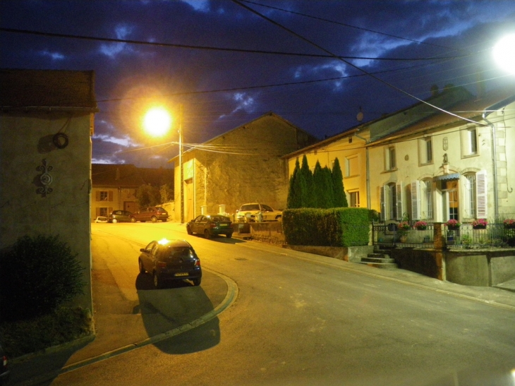 Rue de l'ecole de nuit - Viller