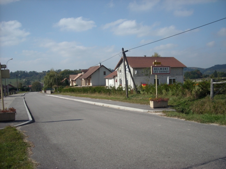 Le village: nouvelles constructions - Belmont-lès-Darney