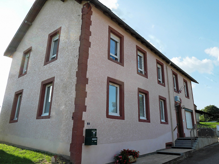 La mairie - Belmont-sur-Buttant