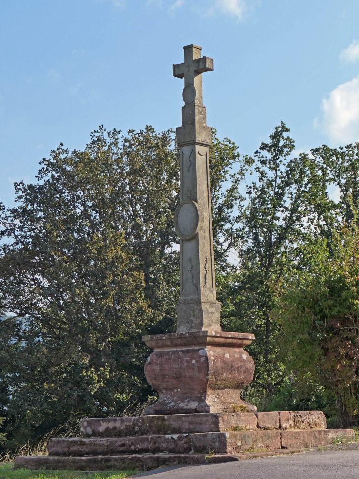 Le calvaire - Belmont-sur-Buttant