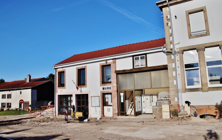 La Mairie - Champ-le-Duc