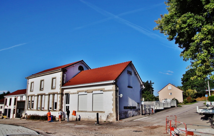 La Commune - Champ-le-Duc