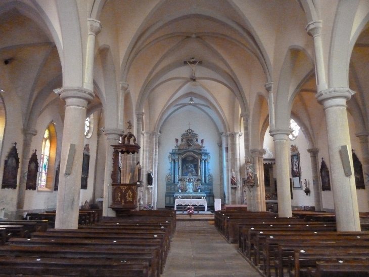 Dans l'église - Châtillon-sur-Saône