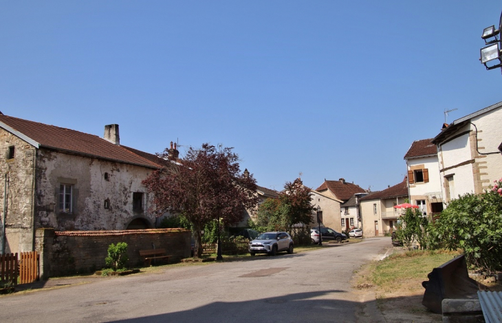 La Commune - Châtillon-sur-Saône