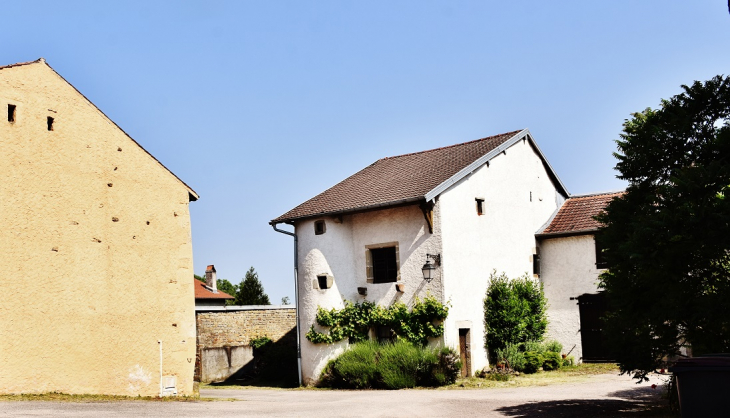 La Commune - Châtillon-sur-Saône